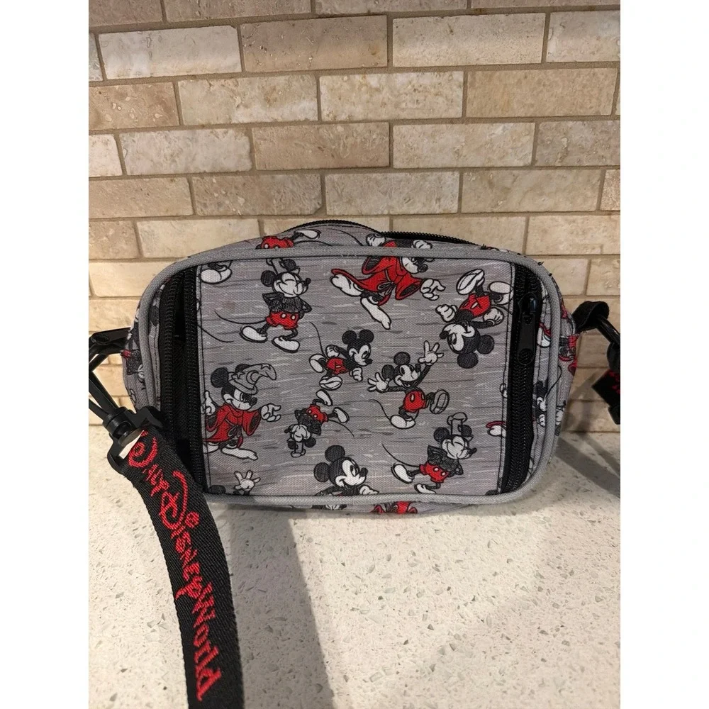 Disney mickey mouse